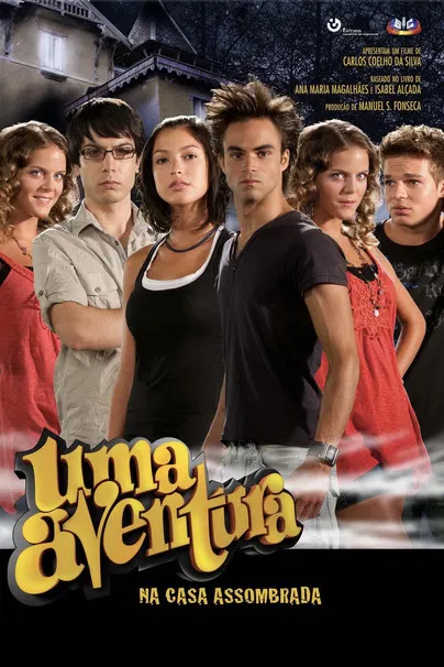 Uma Aventura na Casa Assombrada poster background