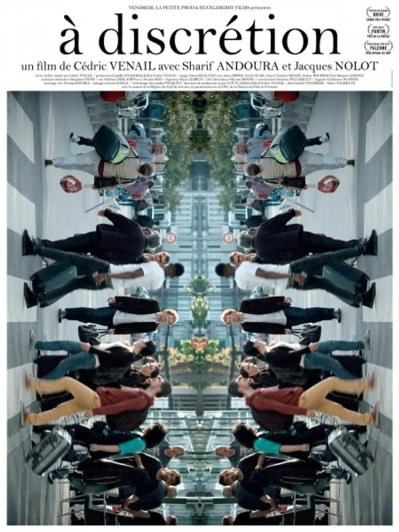 À discrétion poster background