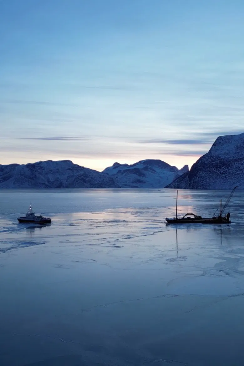 Magic Mud poster background