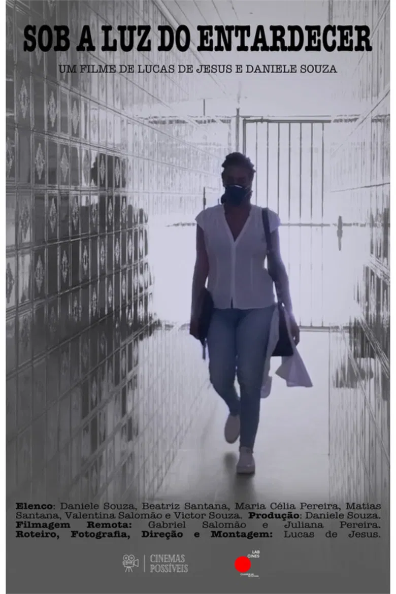 Sob a Luz do Entardecer poster background