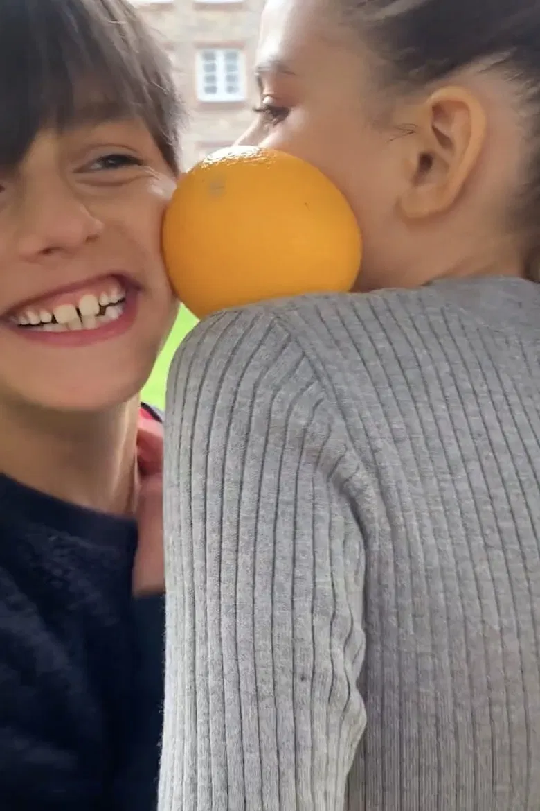 Children’s Game #34: Appelsindans poster background