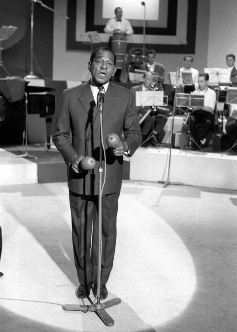 Machin: Toda una vida poster background