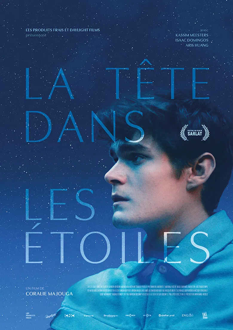 La tête dans les étoiles poster background