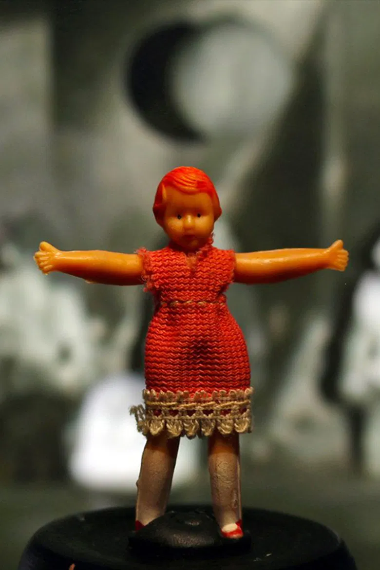 Niebla REDUX poster background