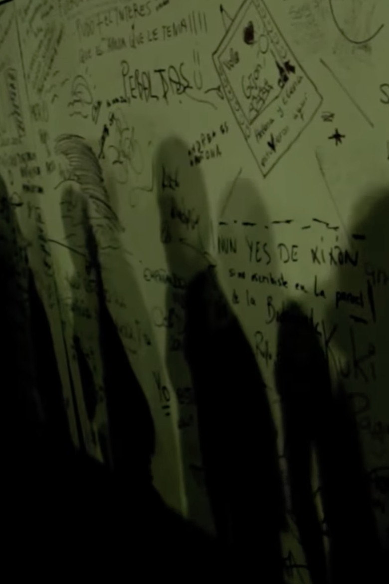 A NOITE É NECESARIA poster background