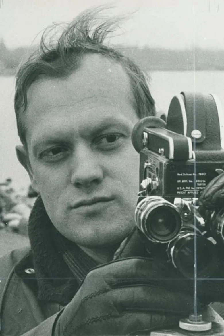 Trakom poster background