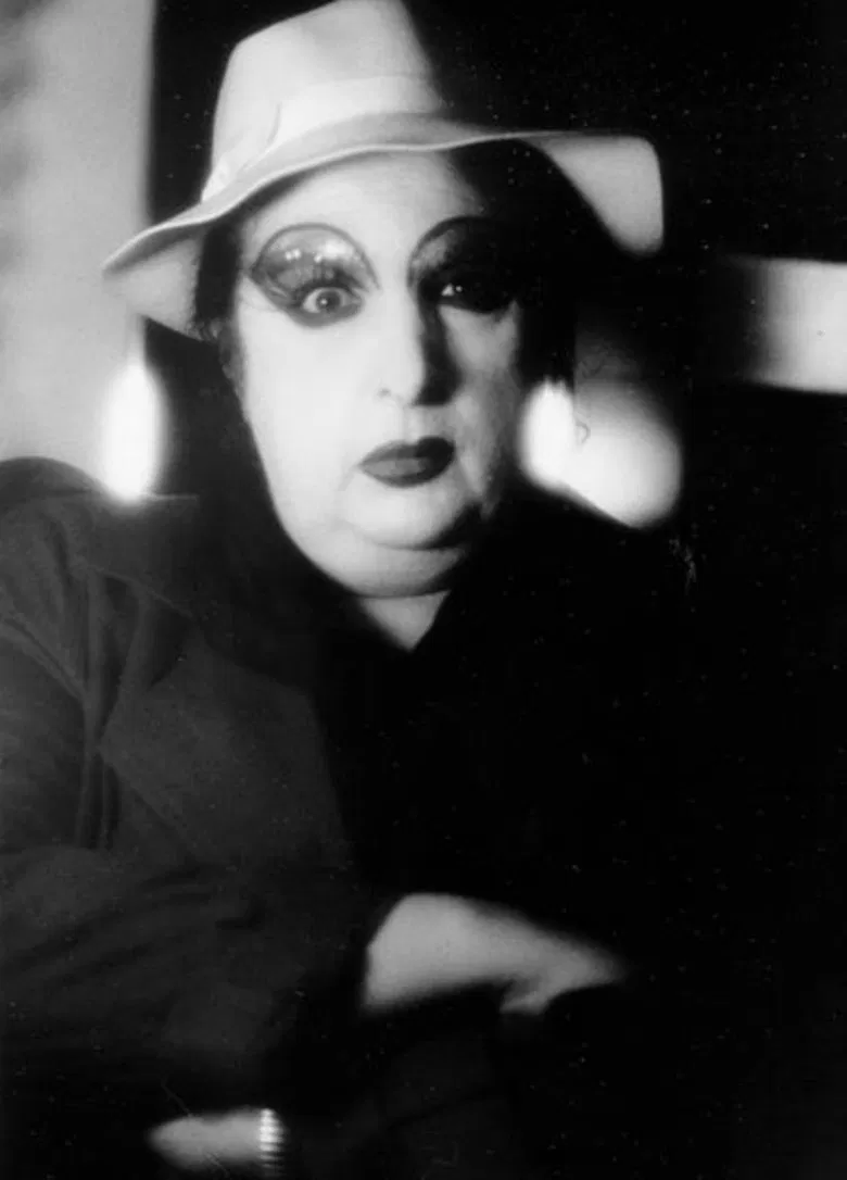 Os Bigodes da Aranha poster background