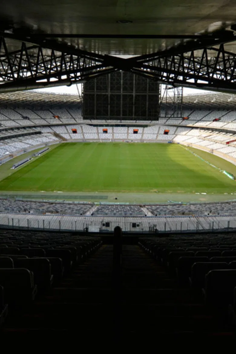 Guerra de Gigantes poster background